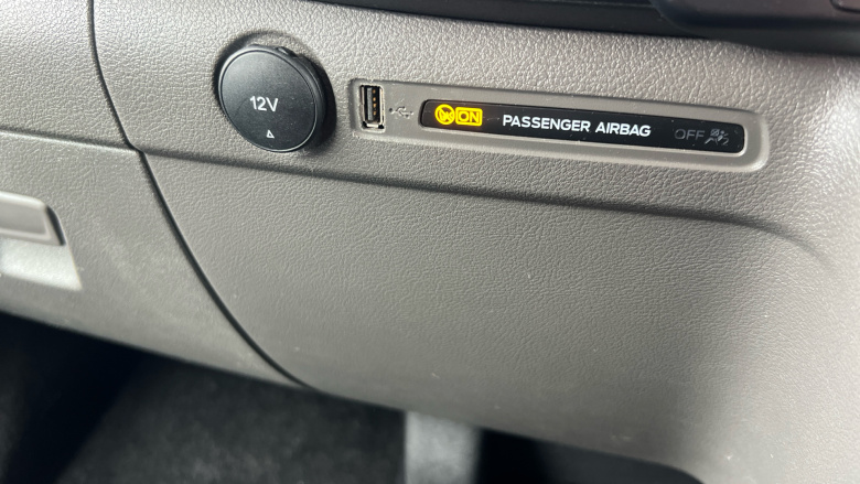 Ford Transit Custom 300 L1 Diesel Fwd 2.0 EcoBlue 130ps Low Roof D/Cab Limited Van Auto